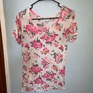 Floral V-Neck (women’s medium)